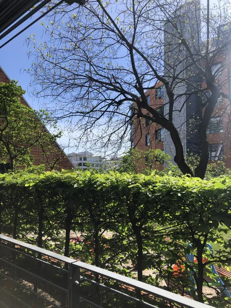Potsdamer Platz - Großzügige 4 Zi.-Wohnung mit Balkon & Wintergarten in erstklassiger Citylage! — photo 1